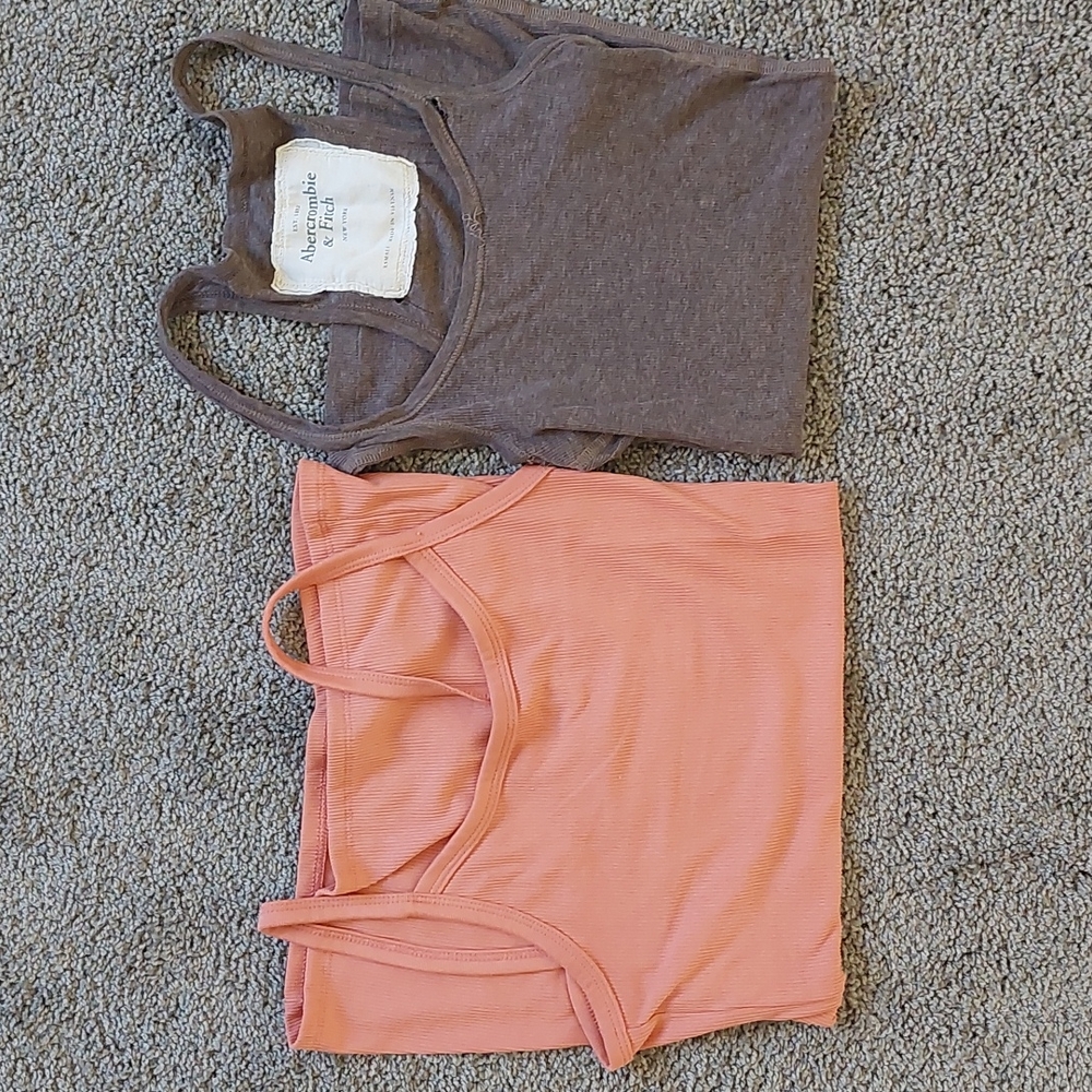 2 tank tops